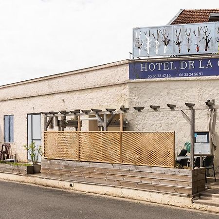 Hotel De La Gare Latresne Exterior photo